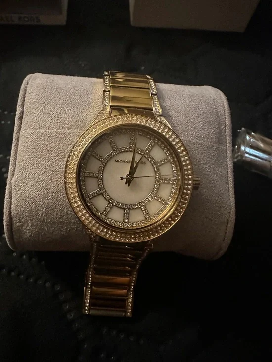 Michael Kors Gold Tone Crystal-Trim Watch Mother of Pearl face - Picture 11 of 11